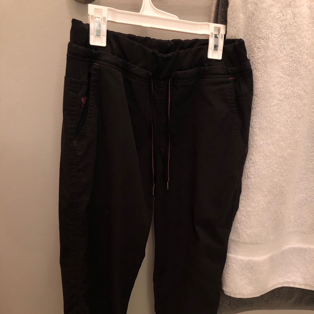 Small med couture scrub pants black